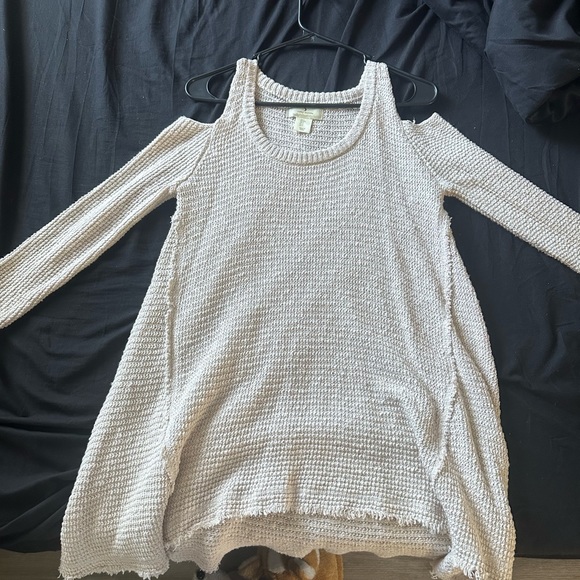 Bohemian Ruby Moon Blouse /Sweater Size Small. Flowy, Bottom flares out, Knit. - Picture 3 of 9
